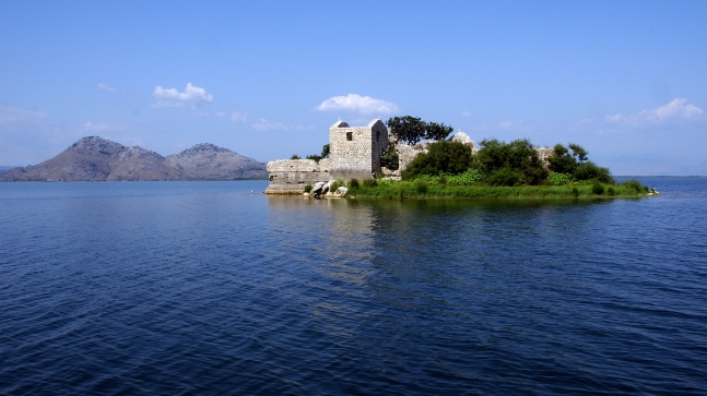 Grmozur fortification Lake Skadar